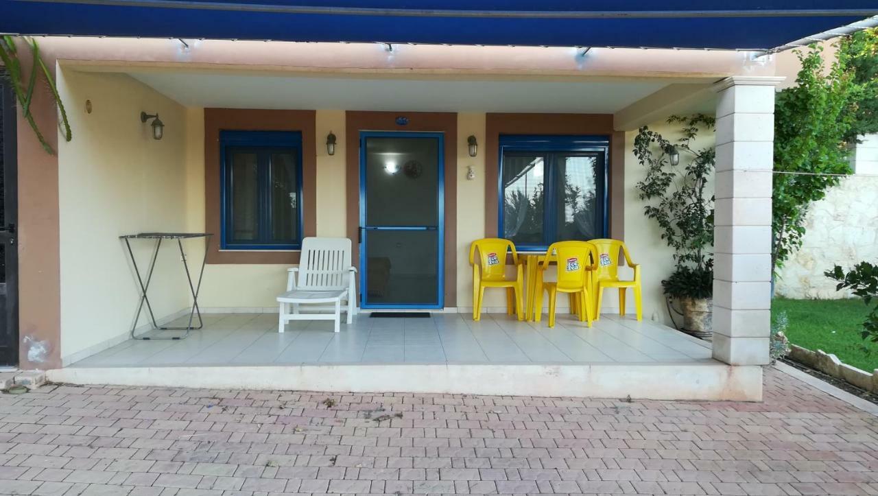 Sofia Apartment Léntas Dış mekan fotoğraf