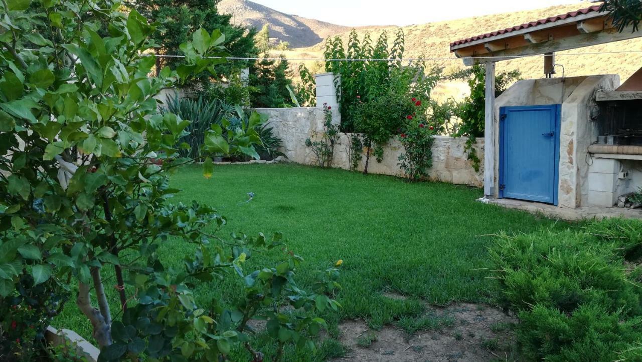 Sofia Apartment Léntas Dış mekan fotoğraf
