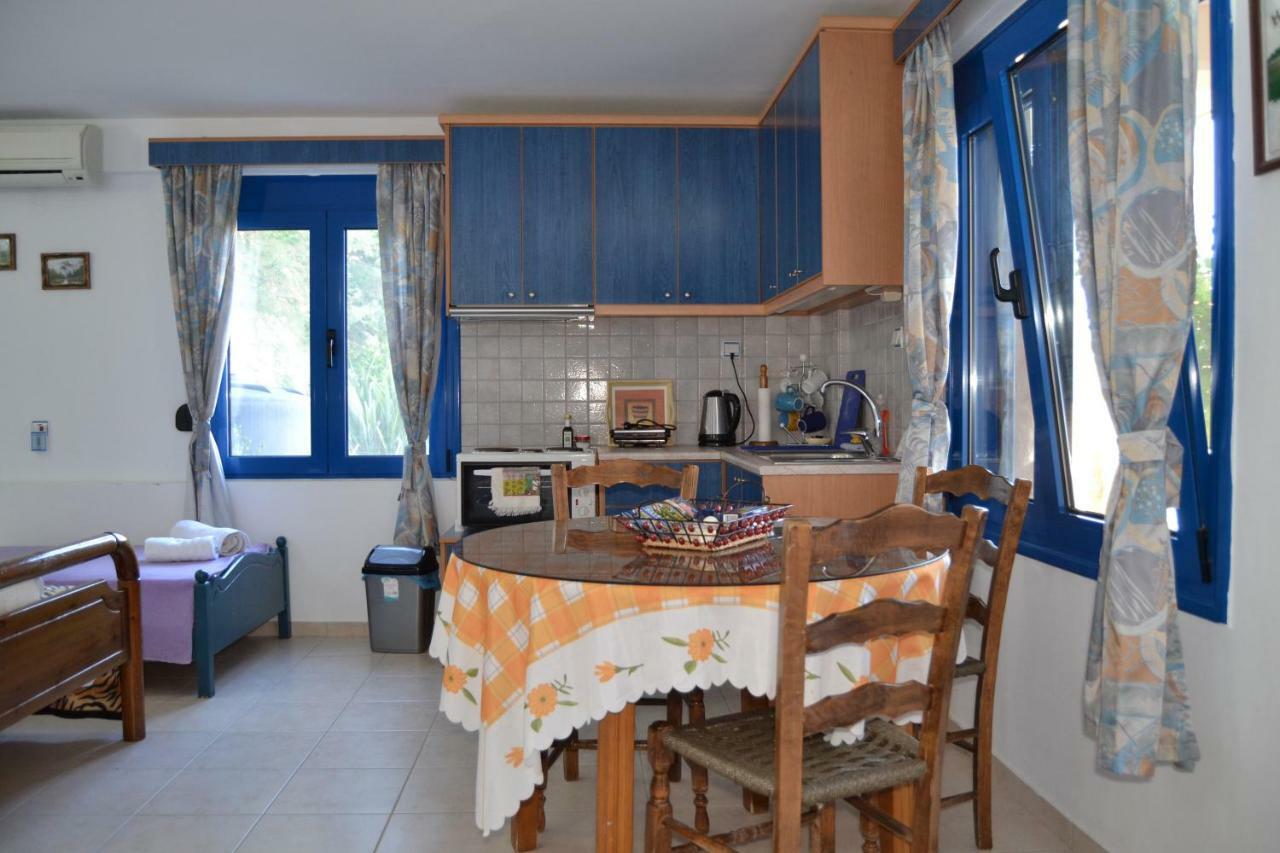 Sofia Apartment Léntas Dış mekan fotoğraf