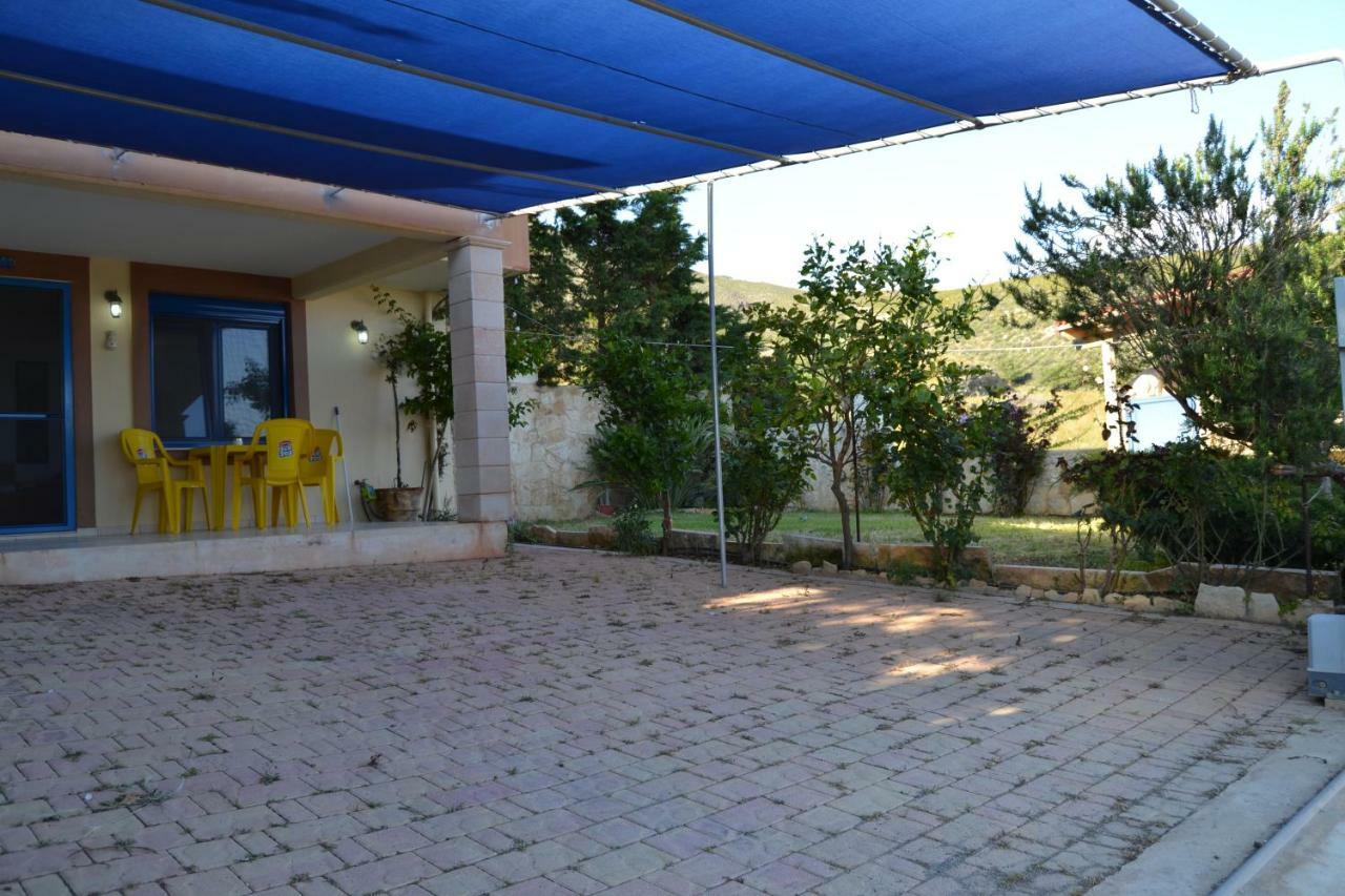 Sofia Apartment Léntas Dış mekan fotoğraf